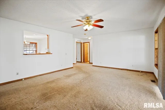 $153,500 | 2800 VÃa Rosso, Unit 194, Springfield, IL 62703