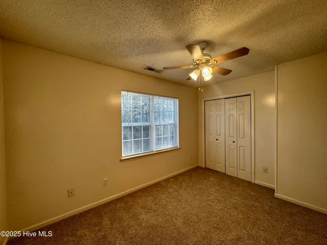 $1,185 | 204 Meadowbrook Lane, Jacksonville, NC 28546