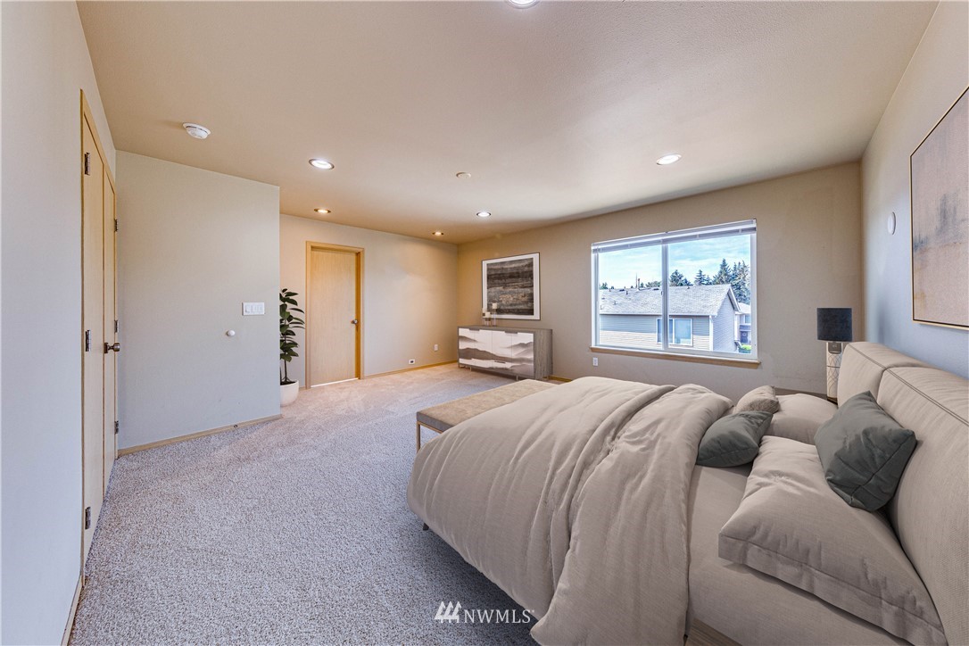 15418 39th Avenue Southeast Bothell, WA 98012 - Photo 13 of 20