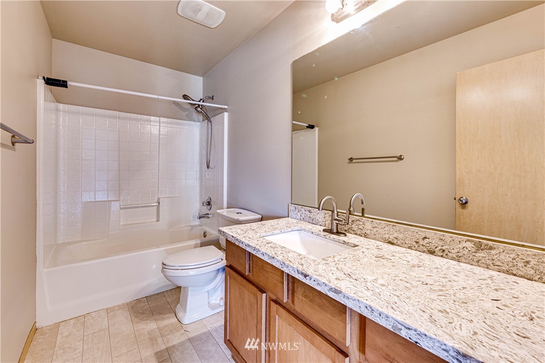 15418 39th Avenue Southeast Bothell, WA 98012 - Photo 16 of 20