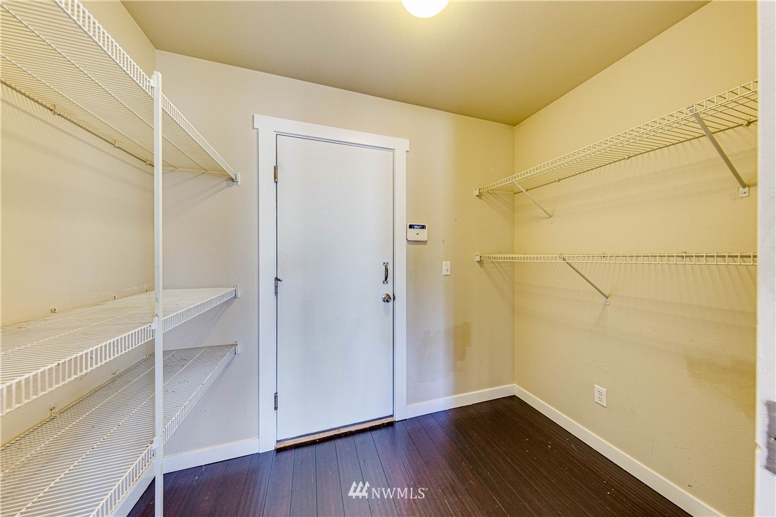 15418 39th Avenue Southeast Bothell, WA 98012 - Photo 9 of 20