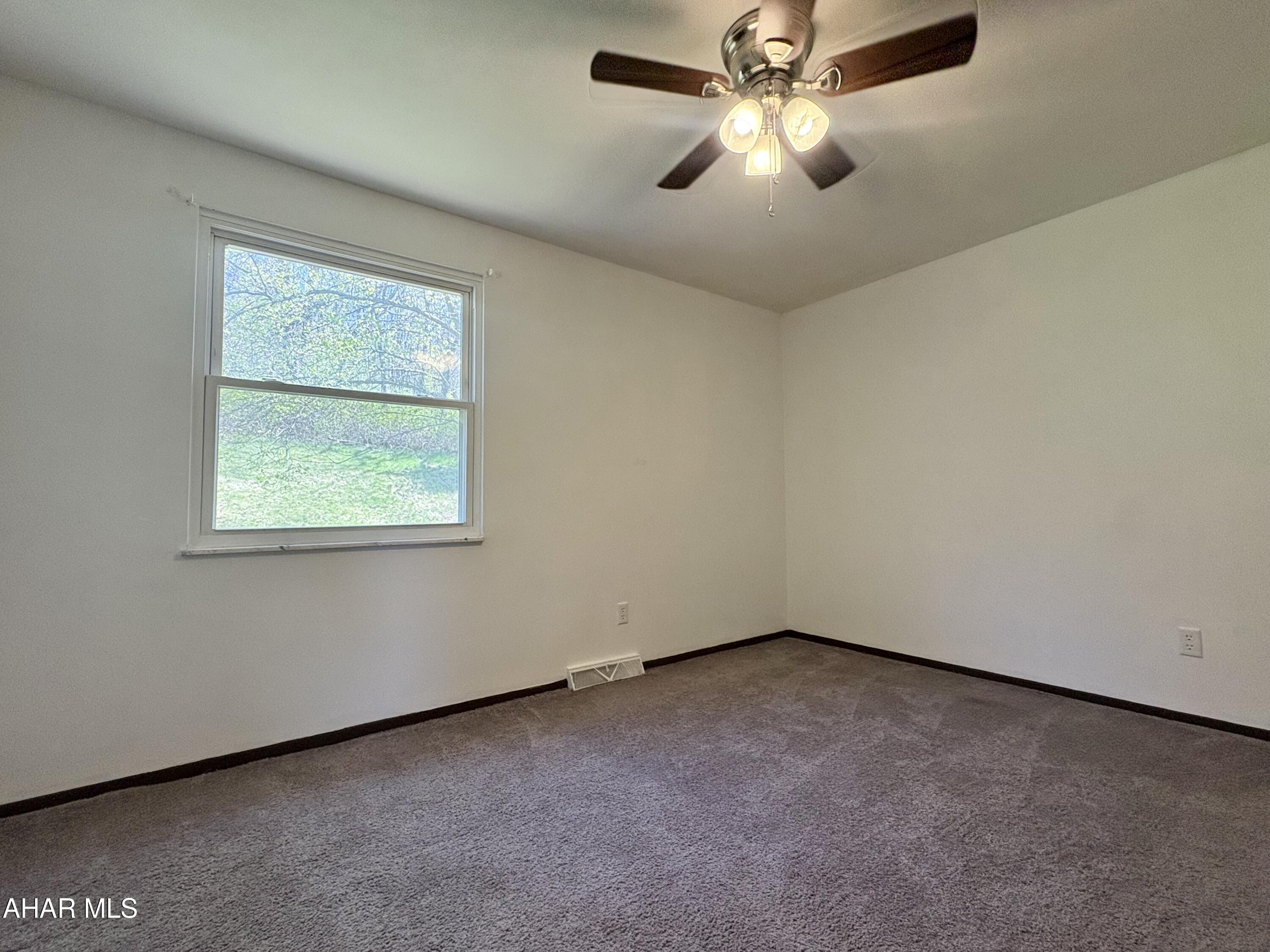 444 Highway 356 Apollo, PA 15613 - Photo 14 of 24
