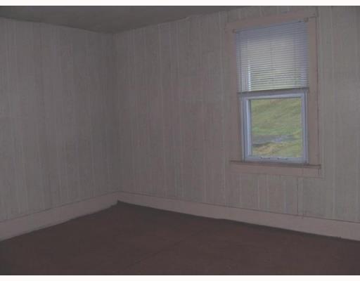 305 Moffitt Road Dilliner, PA 15327 - Photo 6 of 8 Other.