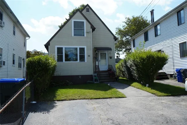 $379,900 | 88 Manomet Street, Providence, RI 02909