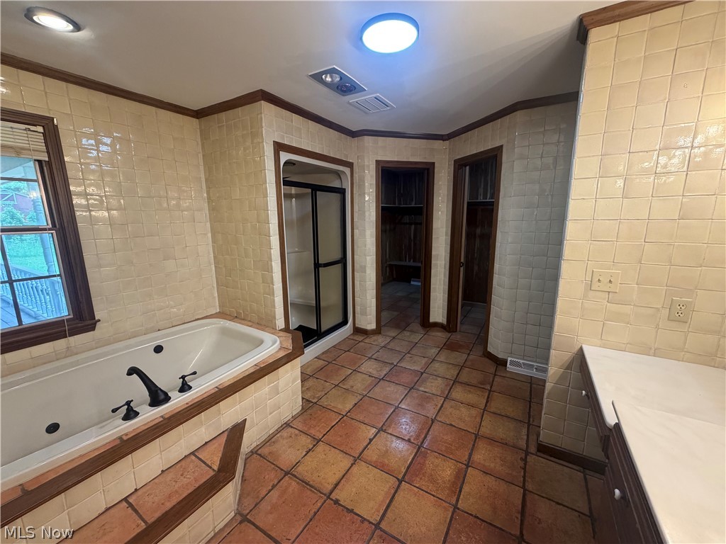 7750 West Calla Road Canfield, OH 44406 - Photo 15 of 50 Master Bath