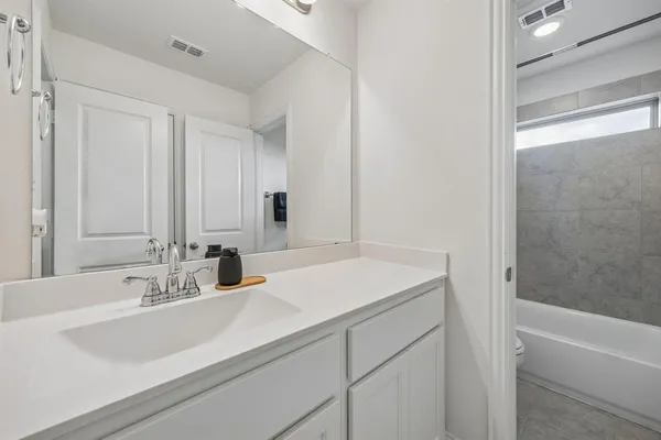 $2,800 | 4101 Valley Mills Drive, Crandall, TX 75114