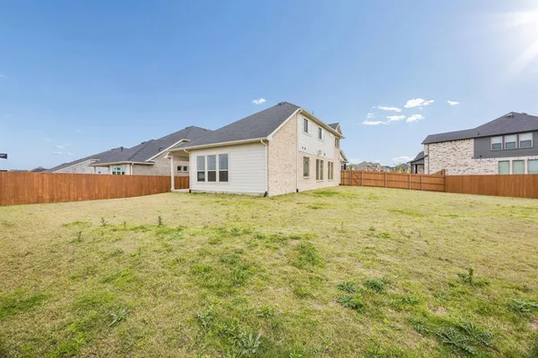 $2,800 | 4101 Valley Mills Drive, Crandall, TX 75114