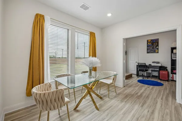 $2,800 | 4101 Valley Mills Drive, Crandall, TX 75114