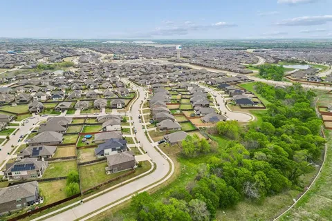 $2,800 | 4101 Valley Mills Drive, Crandall, TX 75114