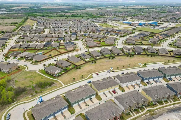 $2,800 | 4101 Valley Mills Drive, Crandall, TX 75114