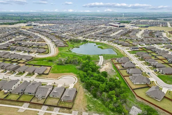 $2,800 | 4101 Valley Mills Drive, Crandall, TX 75114