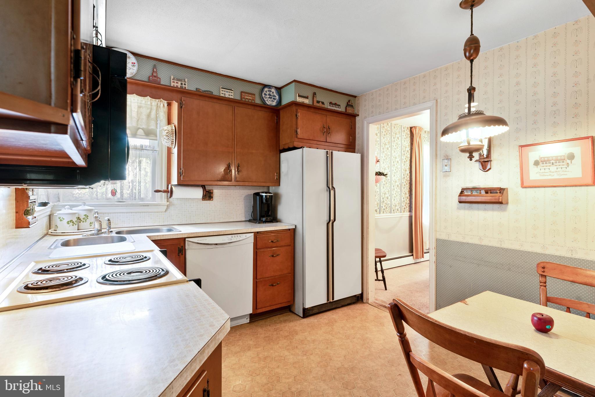 308 Rogers Road Norristown, PA 19403 - Photo 7 of 14 Gallery Image 7