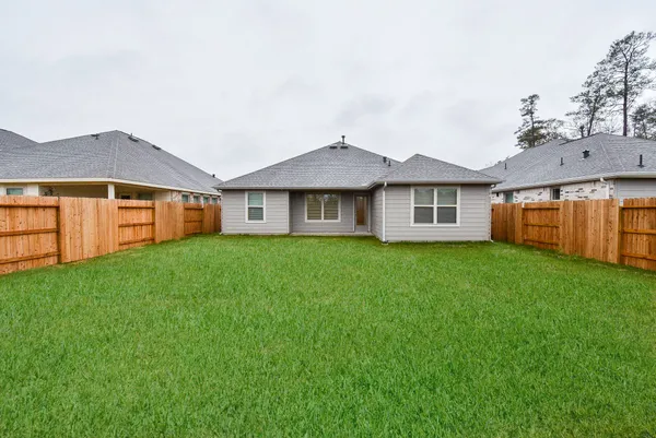 $2,100 | 3113 Catalonion Court, Conroe, TX 77301