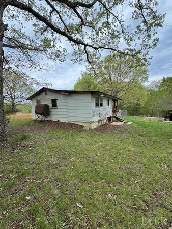 a front view of house with yard