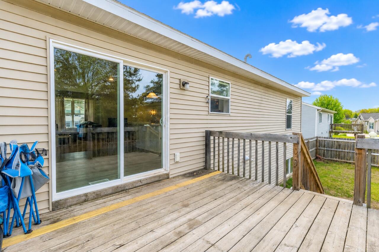 415 Pine Ridge Drive Belding, MI 48809 - Photo 8 of 28 4DA51BCD-D0AF-49BB-AD1F-3AF0F918622D