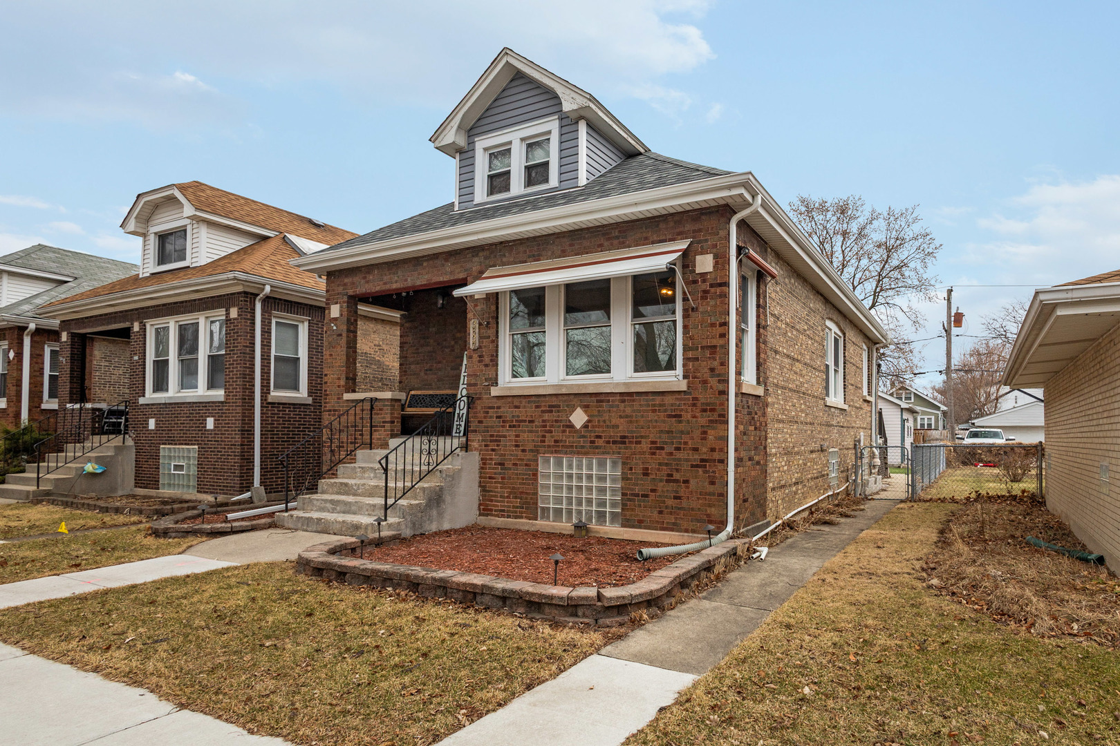 3837 Morton Avenue Brookfield, IL 60513 - Photo 2 of 19