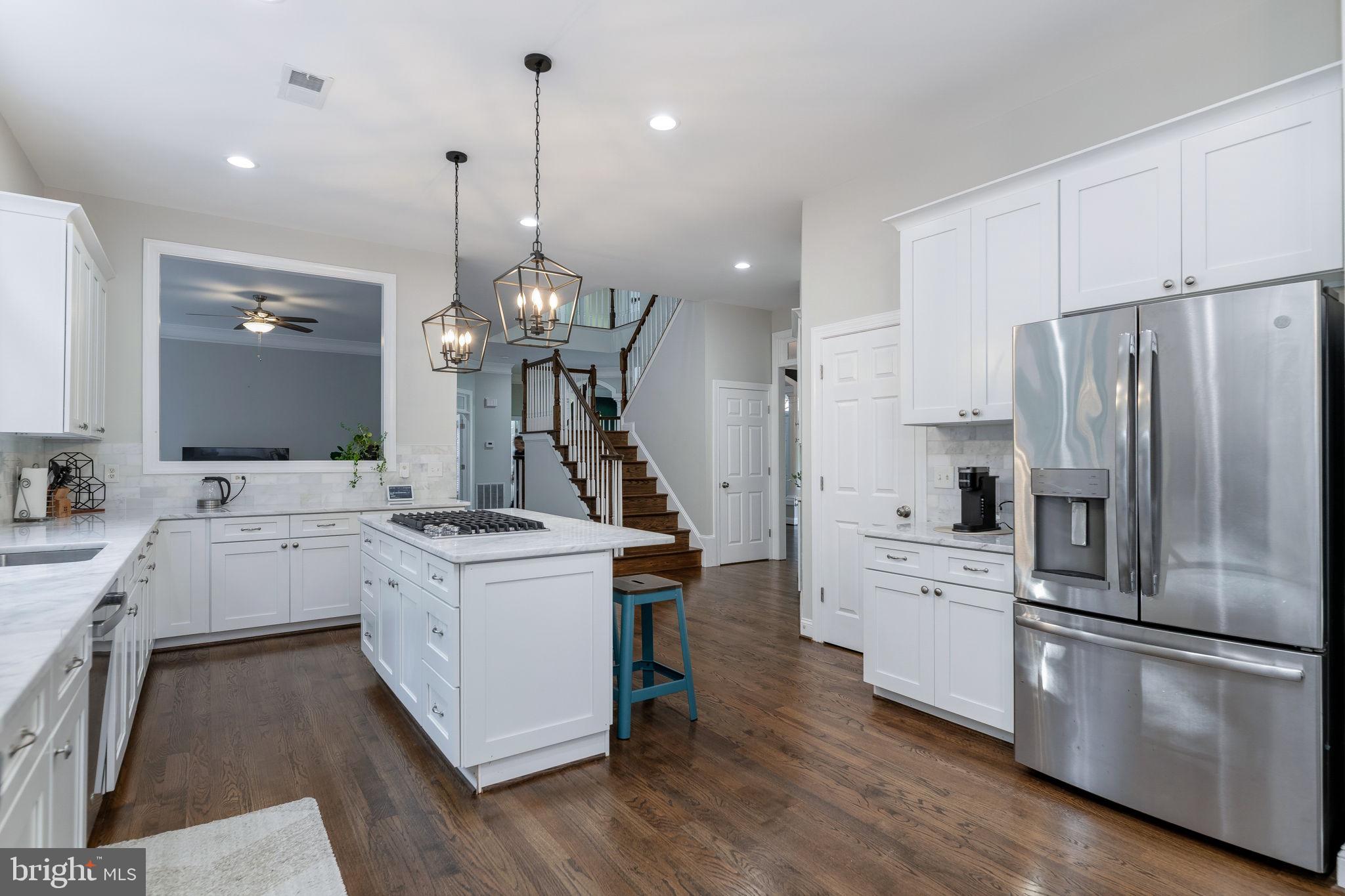 6039 Deer Ridge Trail Springfield, VA 22150 - Photo 19 of 103