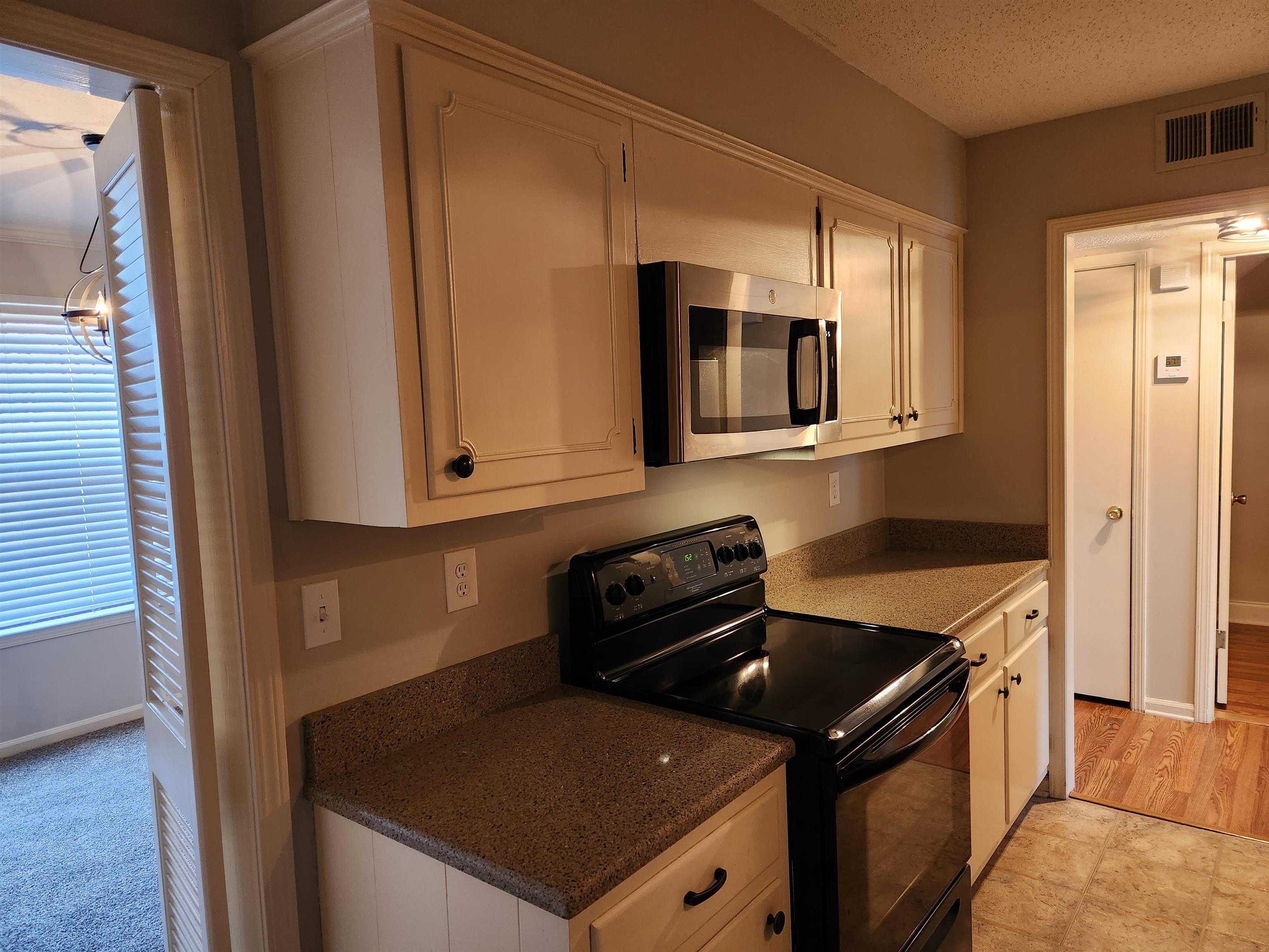 855 South Yates Road, Unit 3 Memphis, TN 38120 - Photo 8 of 24 Gallery Image 8