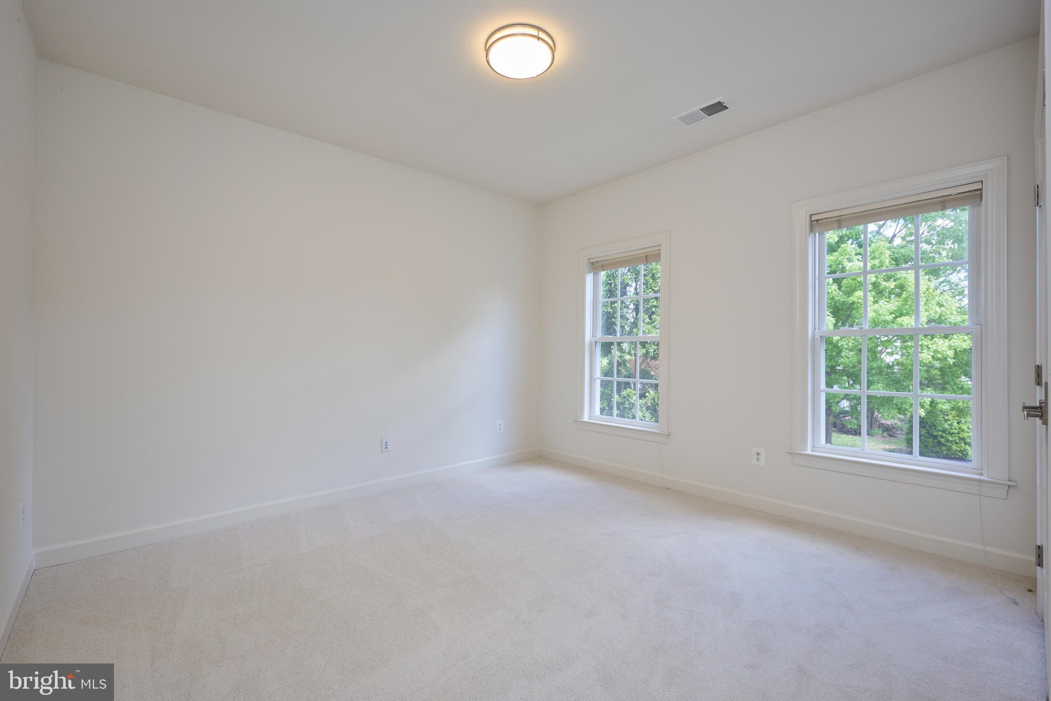 6910 Bitterroot Court Gainesville, VA 20155 - Photo 40 of 65