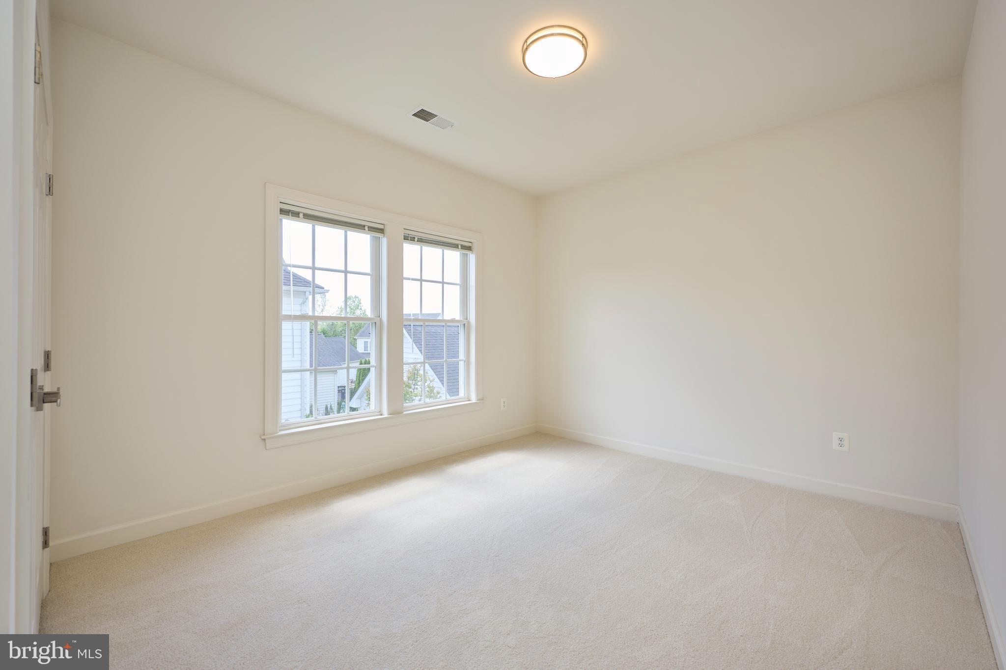 6910 Bitterroot Court Gainesville, VA 20155 - Photo 45 of 65