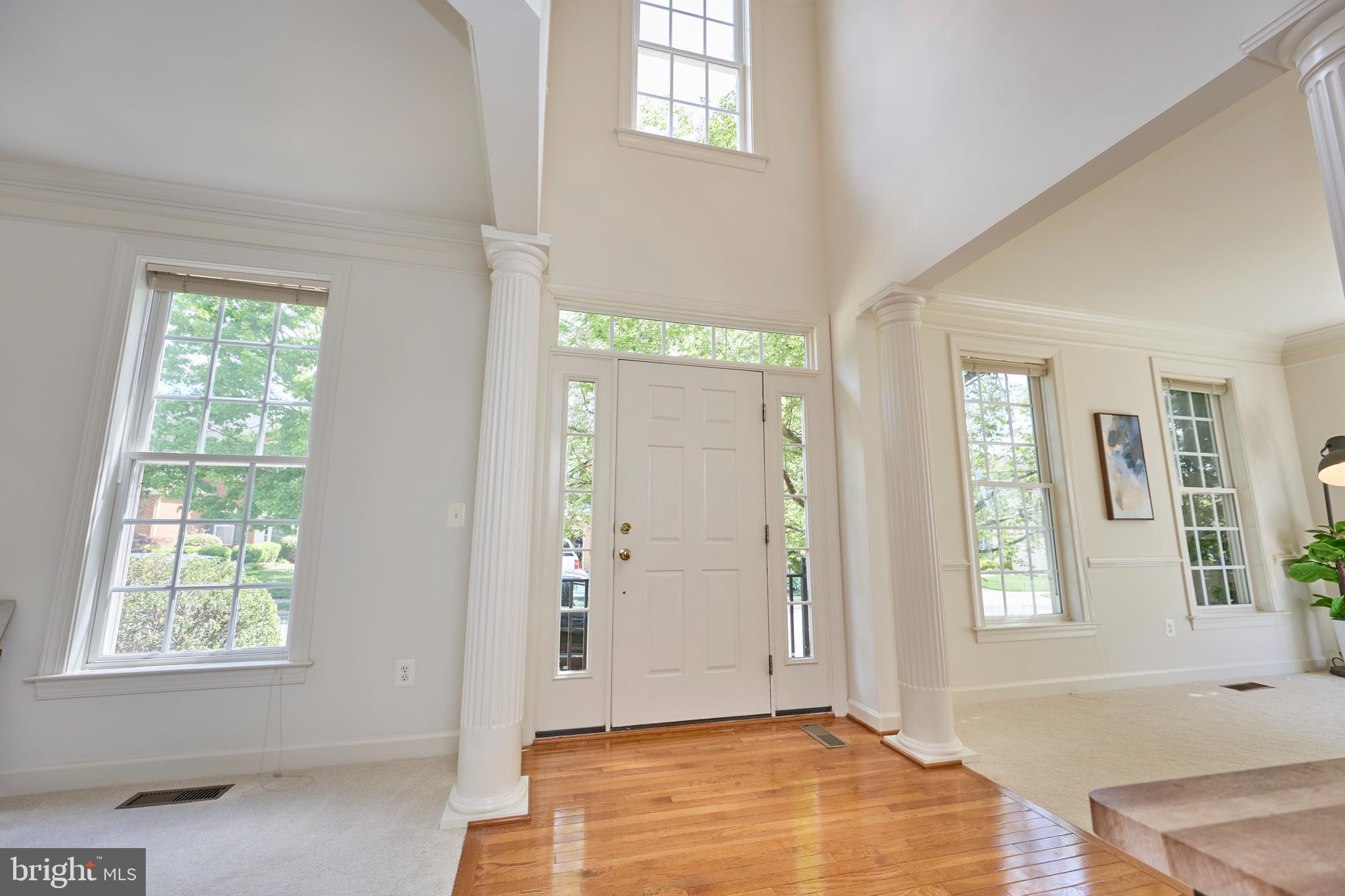6910 Bitterroot Court Gainesville, VA 20155 - Photo 6 of 65