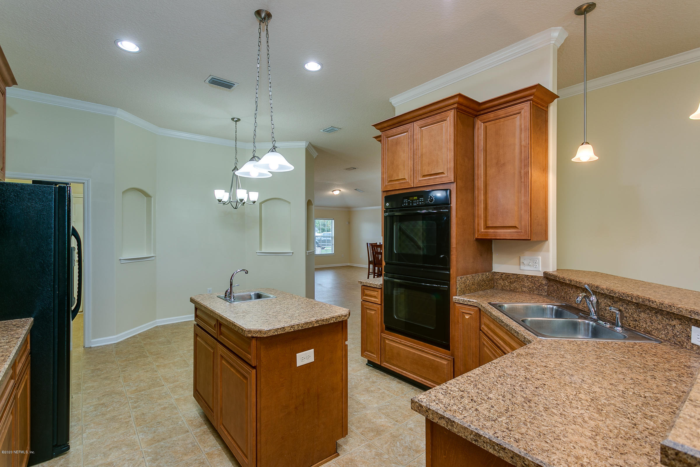 1024 Bittern Court Middleburg, FL 32068 - Photo 8 of 38 9-Kitchen View 1