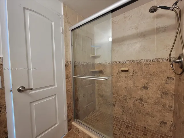 $3,000 | 3505 South Ocean Drive, Unit 1011, Hollywood, FL 33019