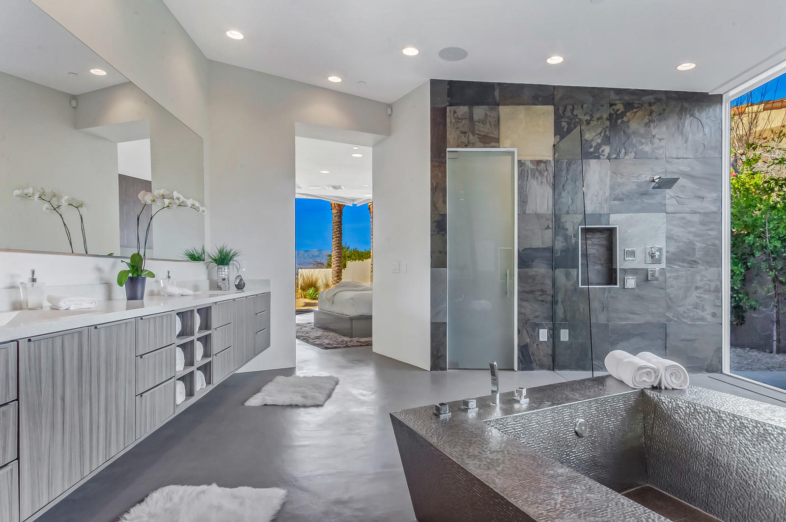 8 Rockcrest Drive Rancho Mirage, CA 92270 - Photo 23 of 71 47_Rockcrest_36_mls