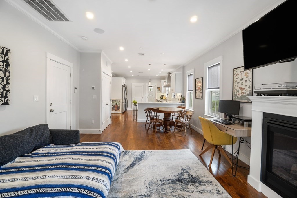 35 Rossmore Road, Unit 2 Boston, MA 02130 - Photo 10 of 28 Gallery Image 10