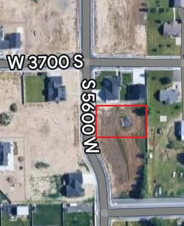 $240,000 | 3720 South 5600 West, Unit 2, Hooper, UT 84315
