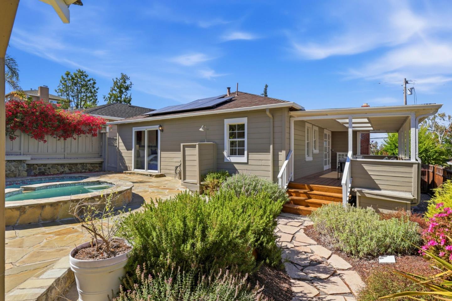 385 Ridge Road San Carlos, CA 94070 - Photo 24 of 29 Gallery Image 24