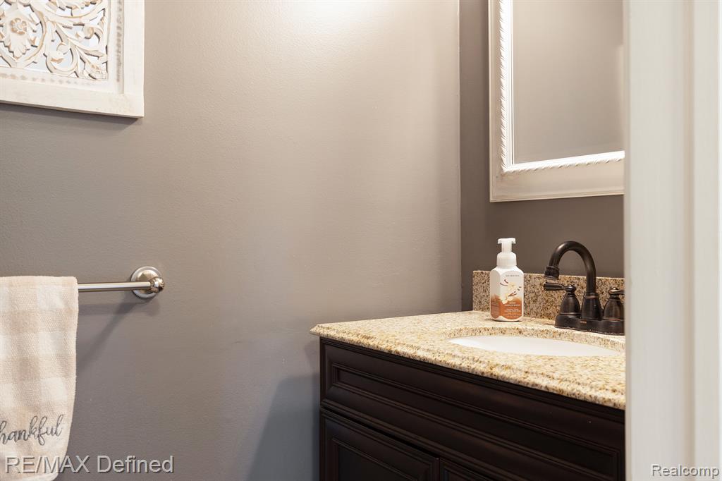 499 Whitney Drive Rochester Hills, MI 48307 - Photo 27 of 43