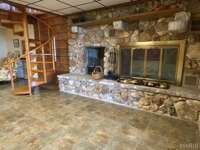 $425,000 | 21716 Pike 9109, Louisiana, MO 63353