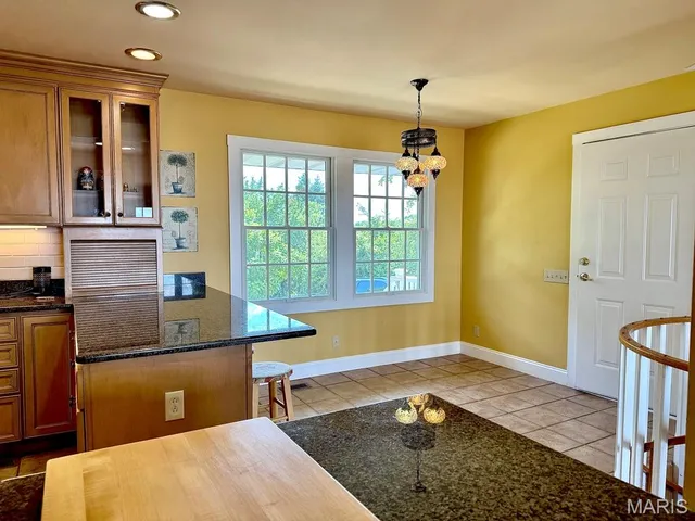 $425,000 | 21716 Pike 9109, Louisiana, MO 63353