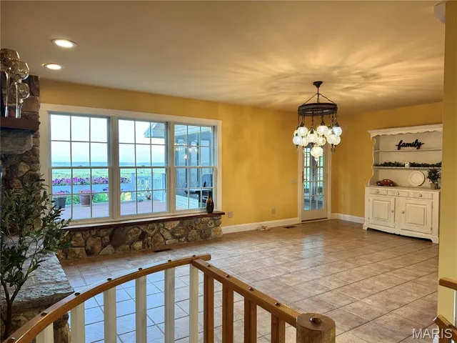 $425,000 | 21716 Pike 9109, Louisiana, MO 63353