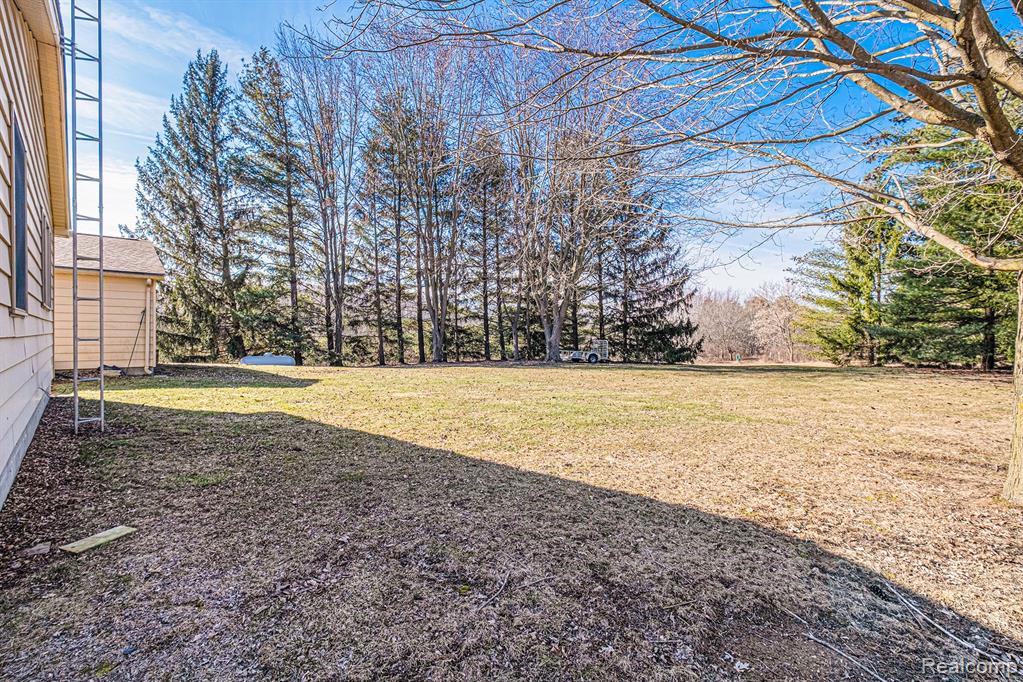 1300 South Cummings Road Davison, MI 48423 - Photo 25 of 33