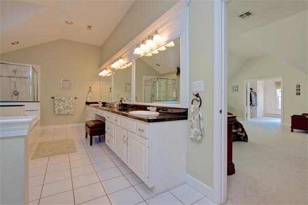 16 Stoney Brook Road Hopkinton, MA 01748 - Photo 18 of 30 Gallery Image 18