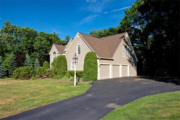 16 Stoney Brook Road Hopkinton, MA 01748 - Photo 2 of 30 Gallery Image 2