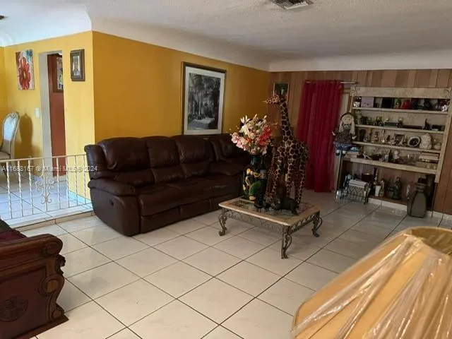 $440,999 | 4325 Northwest 27th Street, Lauderhill, FL 33313