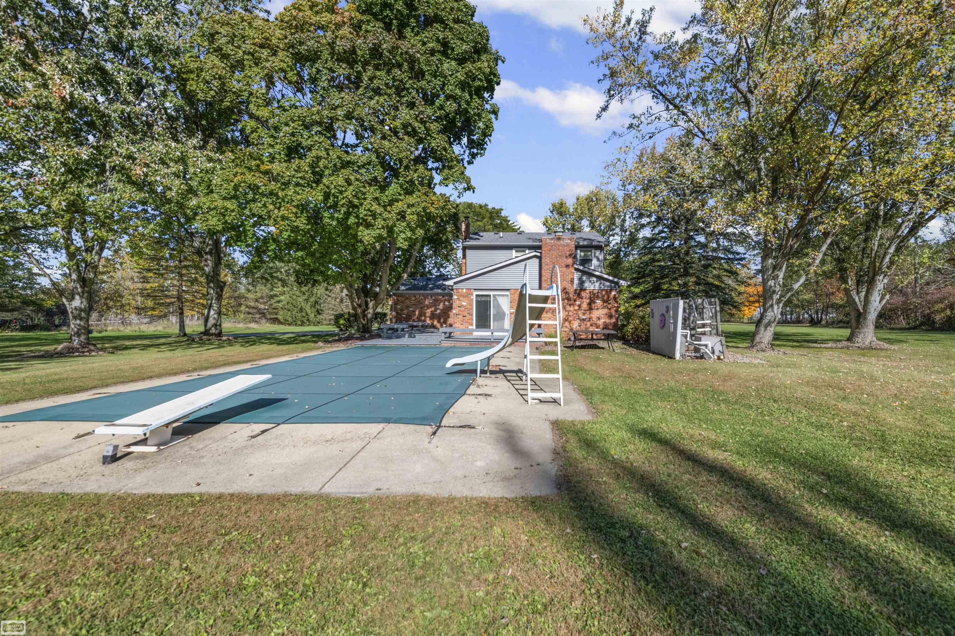 14385 Sullivan Road Capac, MI 48014 - Photo 35 of 48