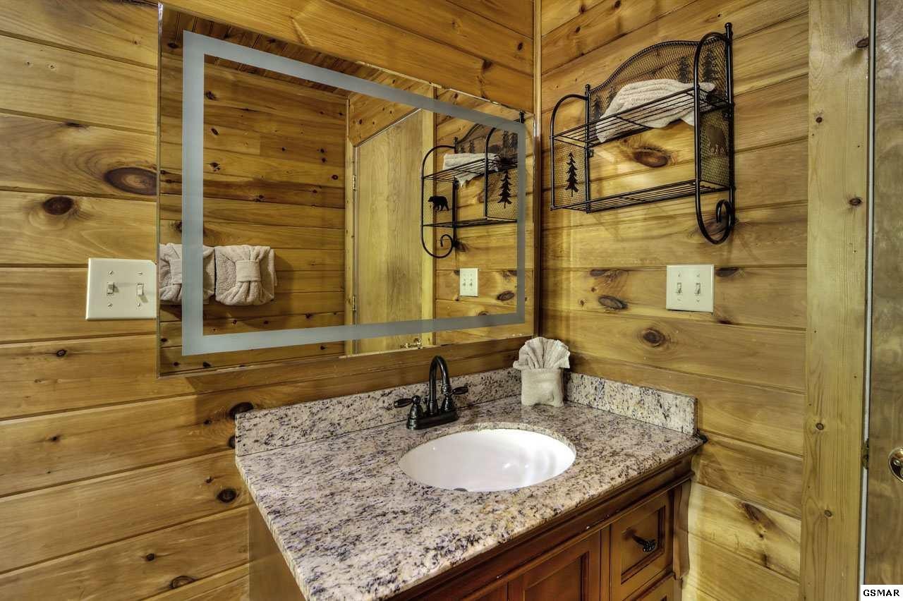 414 Hideaway Ridge Circle Sevierville, TN 37862 - Photo 29 of 36 Gallery Image 29
