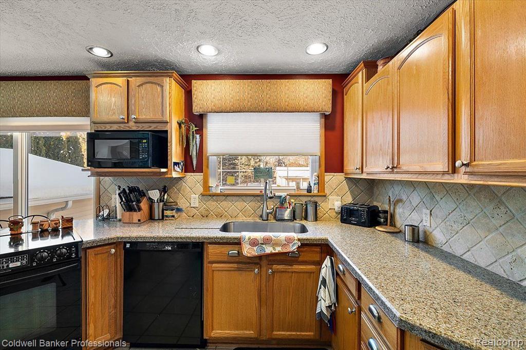1512 Pratt Road Metamora, MI 48455 - Photo 18 of 59