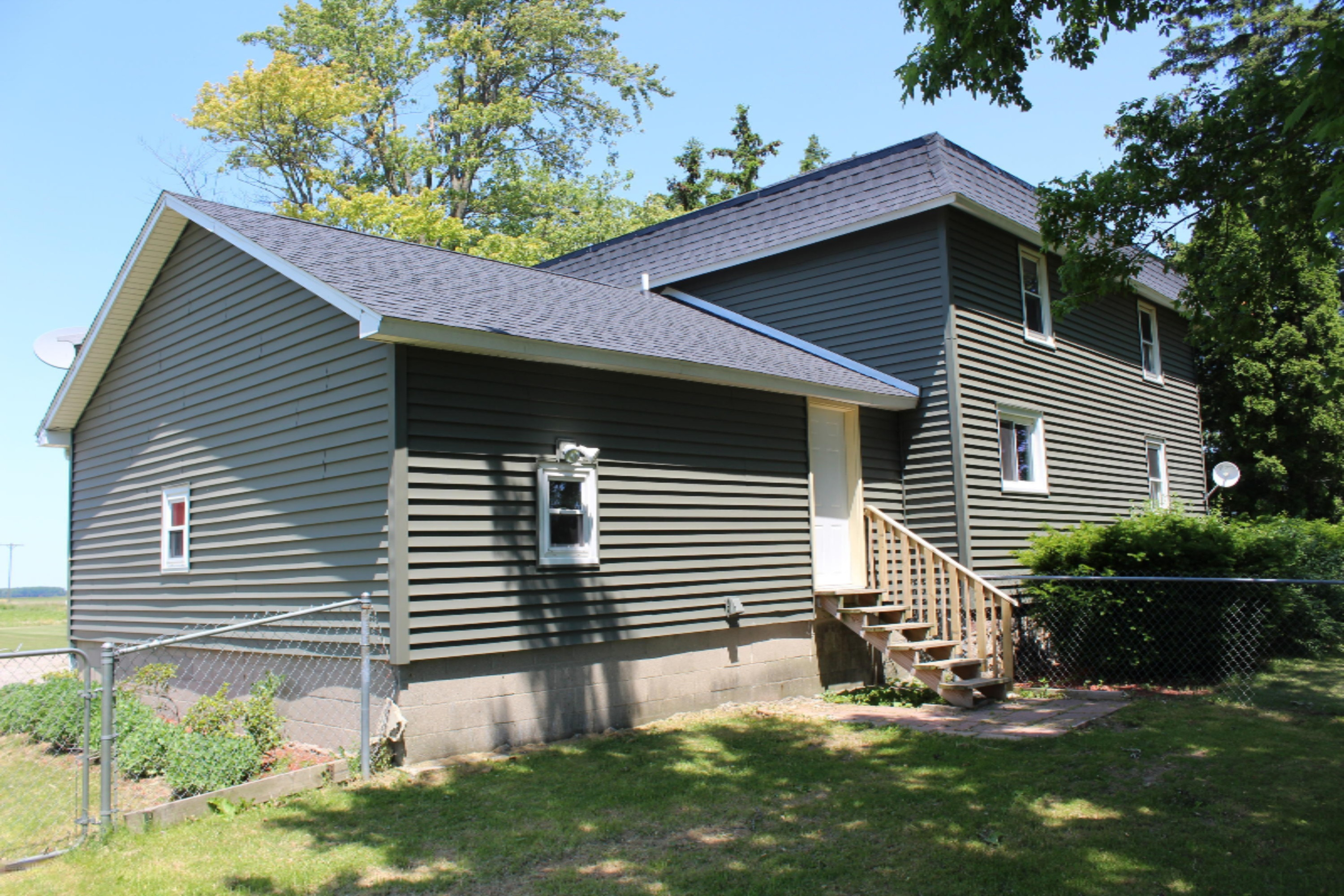 2409 North Ransom Road Breckenridge, MI 48615 - Photo 3 of 35 IMG_7633