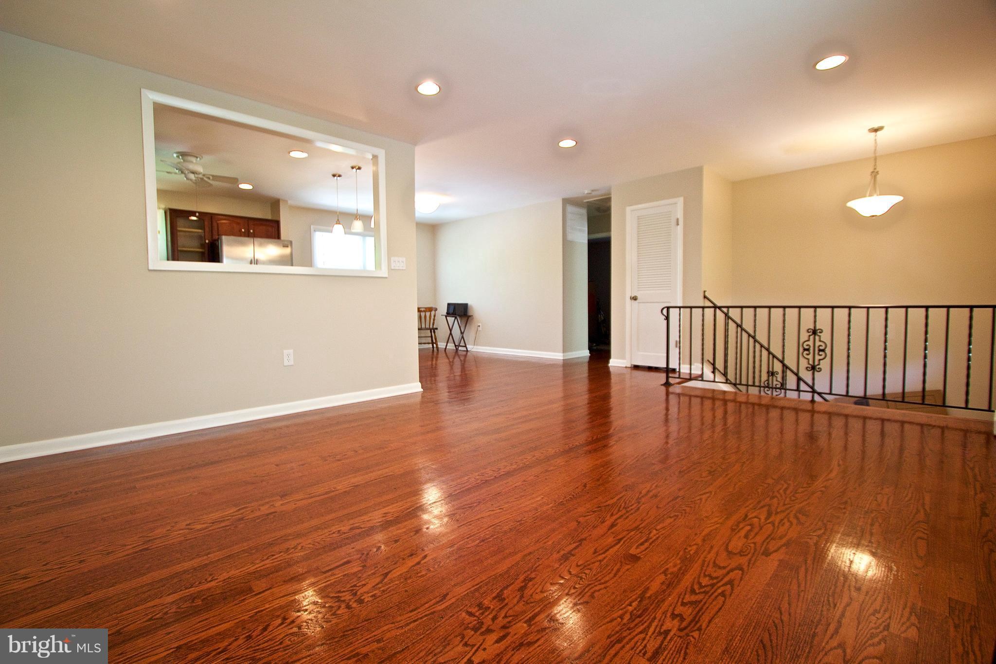 4710 Sharon Road Temple Hills, MD 20748 - Photo 6 of 29 Living Room