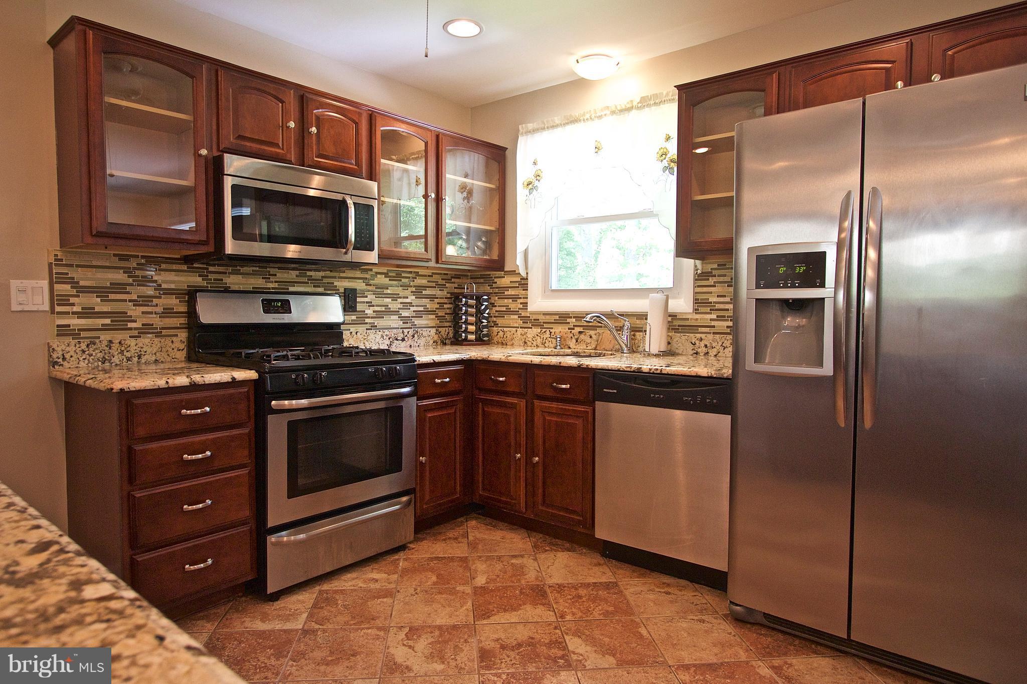4710 Sharon Road Temple Hills, MD 20748 - Photo 7 of 29 Kitchen