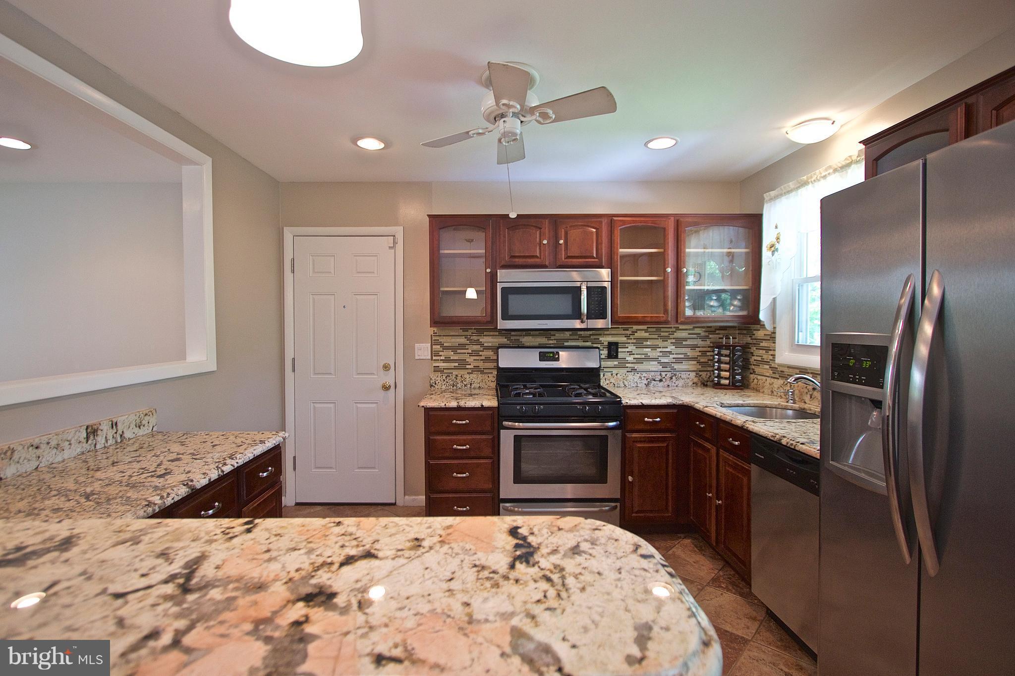 4710 Sharon Road Temple Hills, MD 20748 - Photo 10 of 29 Kitchen