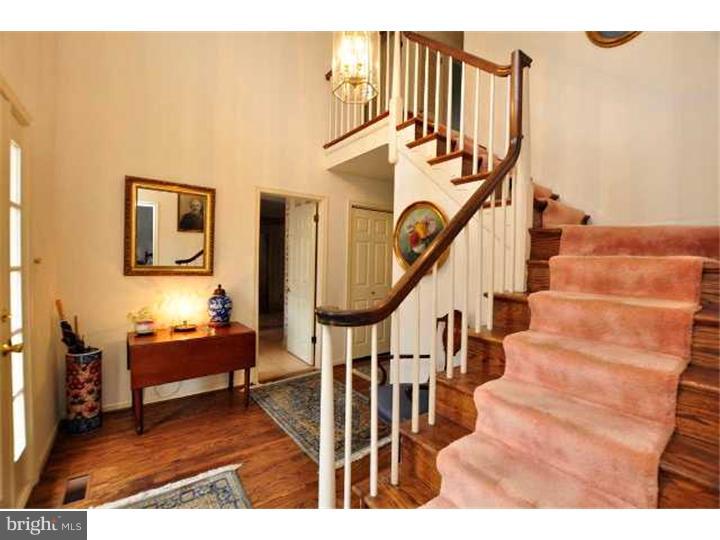 6 Highfield Lane Wayne, PA 19087 - Photo 2 of 22 Foyer