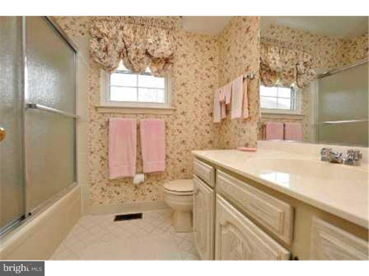 6 Highfield Lane Wayne, PA 19087 - Photo 17 of 22 Bathroom