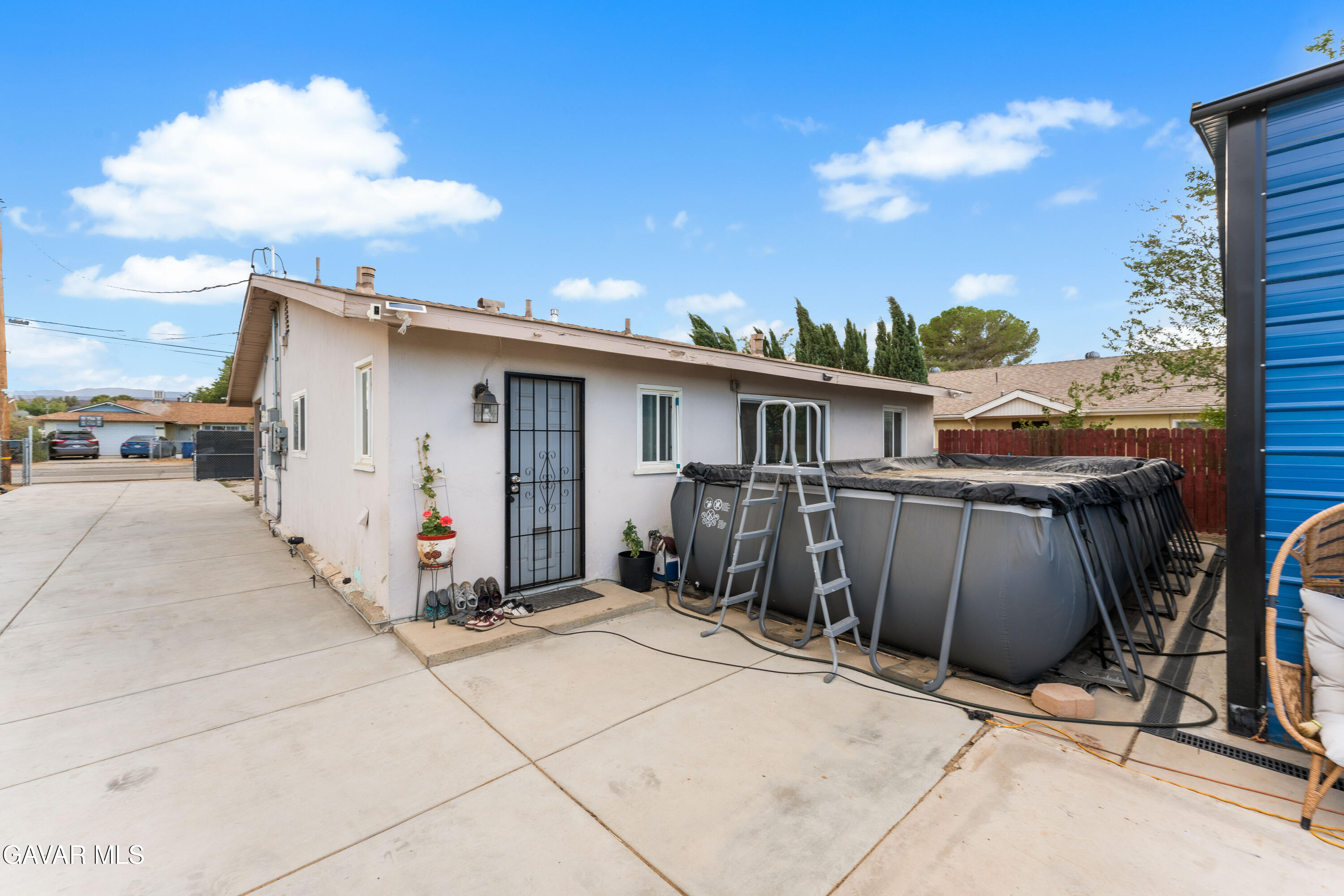 5237 West Ave L8 Lancaster, CA 93536 - Photo 33 of 38 a view of a house with backyard