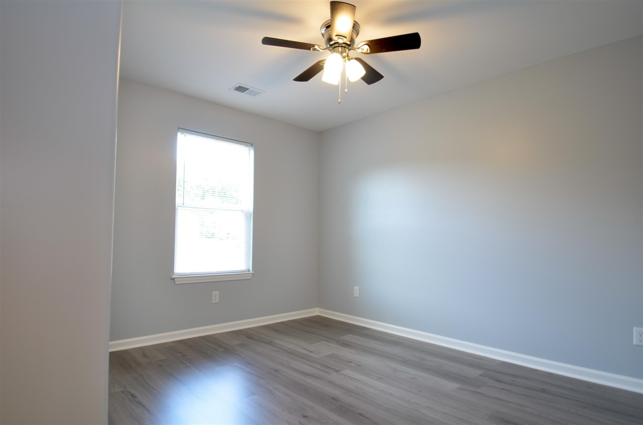 3025 Dearing Road Memphis, TN 38118 - Photo 4 of 20 Gallery Image 4